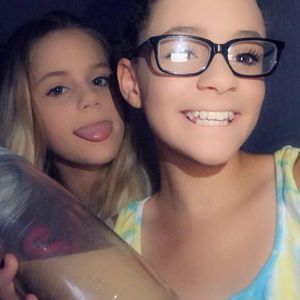 Meet your Posher, Addison